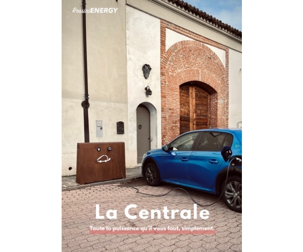  LA Centrale - une borne de recharge auto-portante