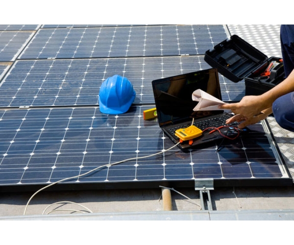  Maintenance et surveillance des centrales photovoltaïques